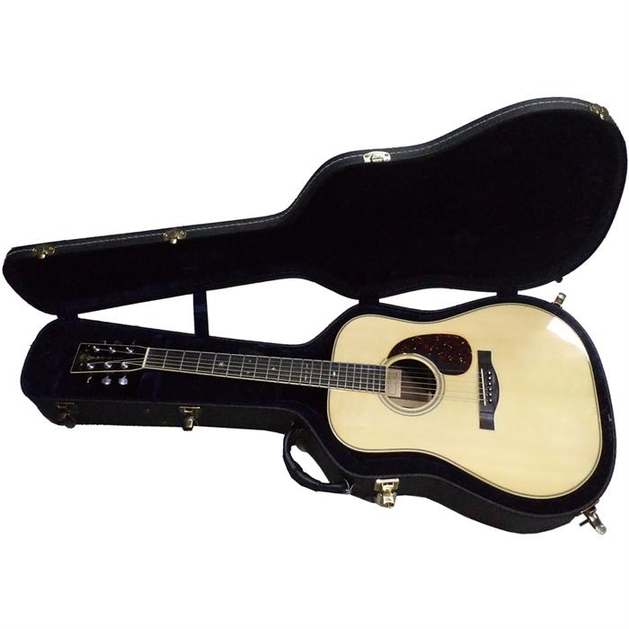 D SANTA CRUZ GUITAR (ΕΚΘΕΣΙΑΚΗ)